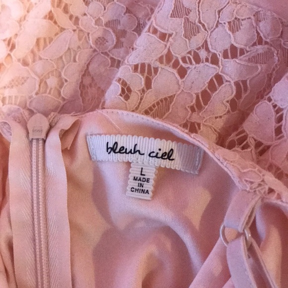 Dress - Picture 3 of 3